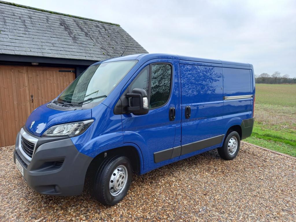 PEUGEOT BOXER