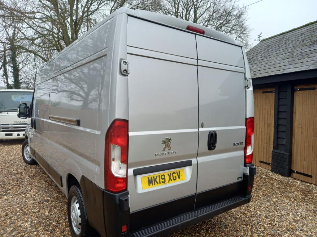 PEUGEOT BOXER