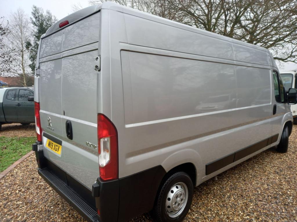 PEUGEOT BOXER