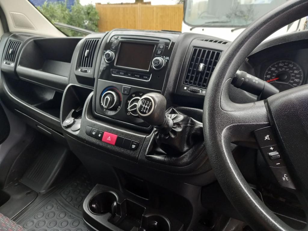 PEUGEOT BOXER