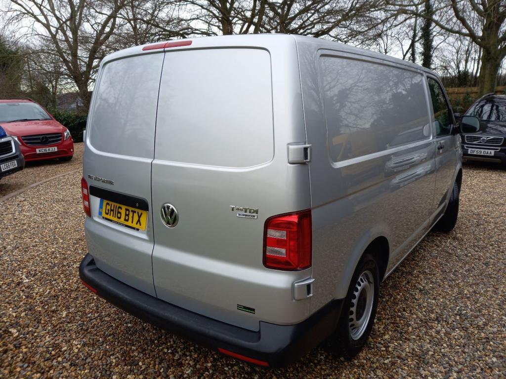 VOLKSWAGEN TRANSPORTER