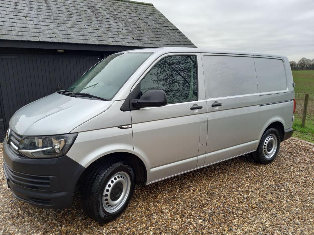 VOLKSWAGEN TRANSPORTER
