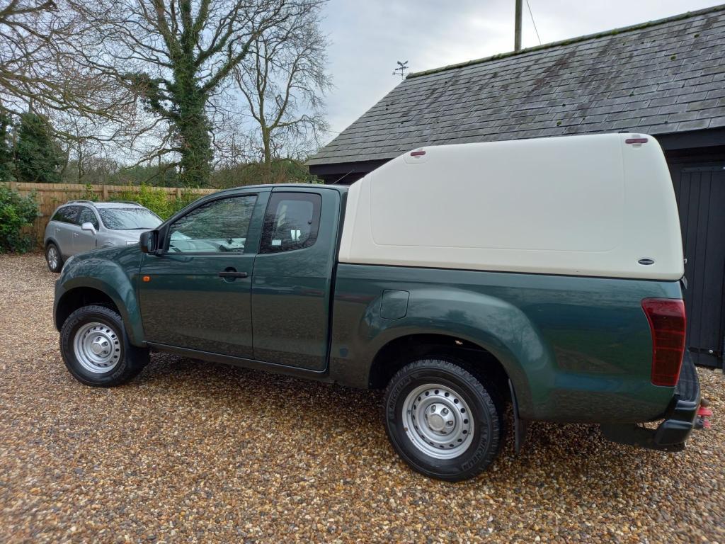 ISUZU D-MAX