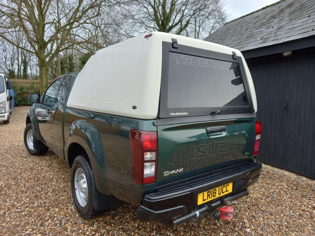 ISUZU D-MAX