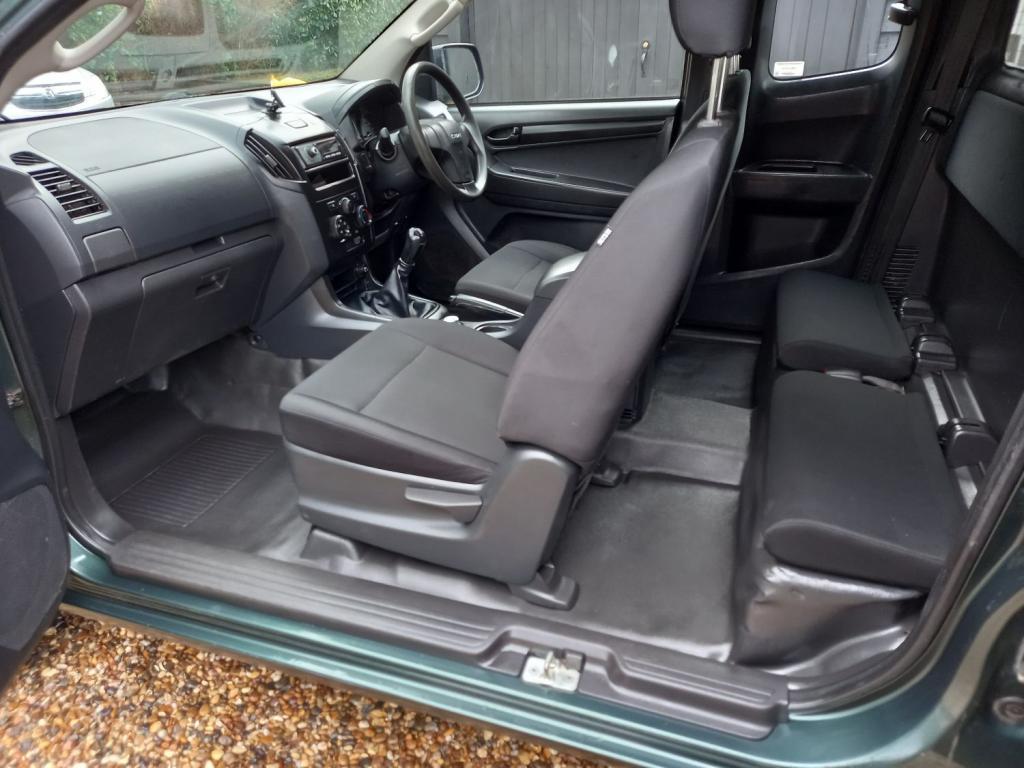 ISUZU D-MAX
