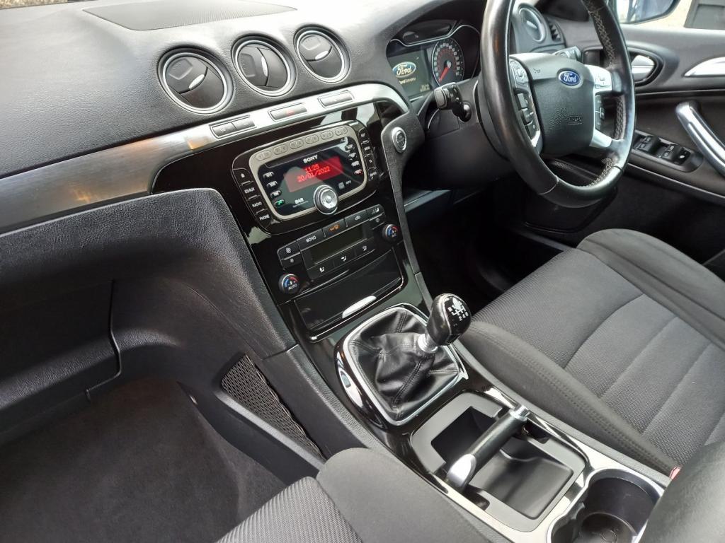FORD GALAXY