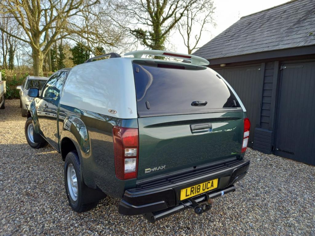 ISUZU D-MAX