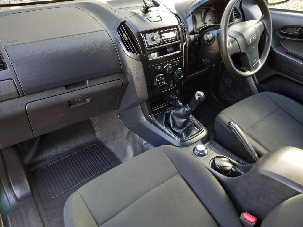 ISUZU D-MAX