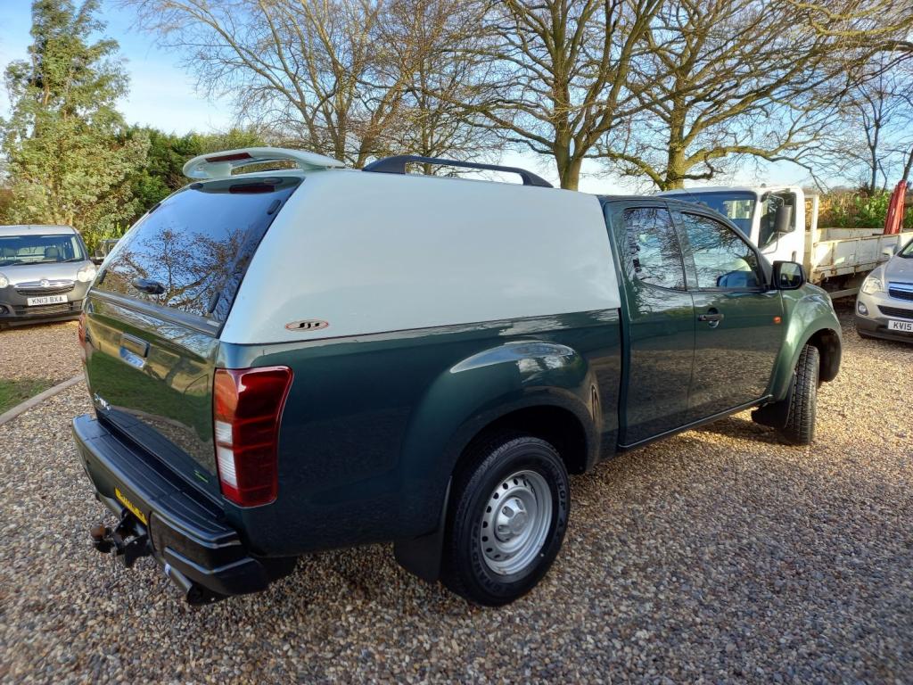 ISUZU D-MAX