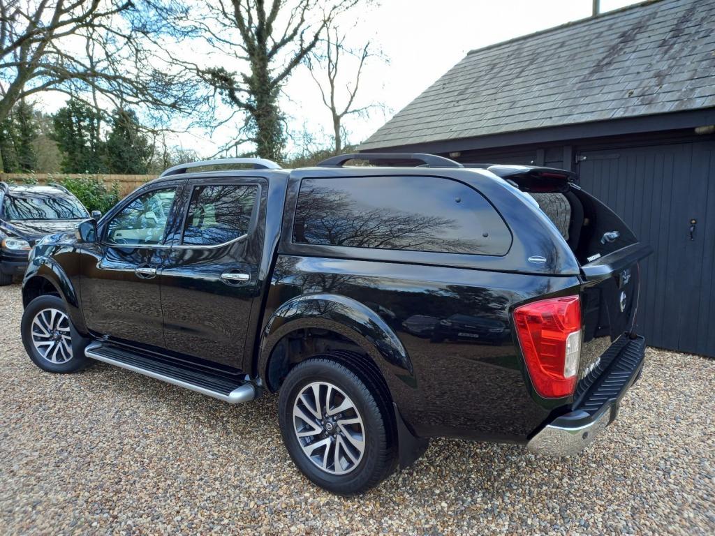 NISSAN NAVARA