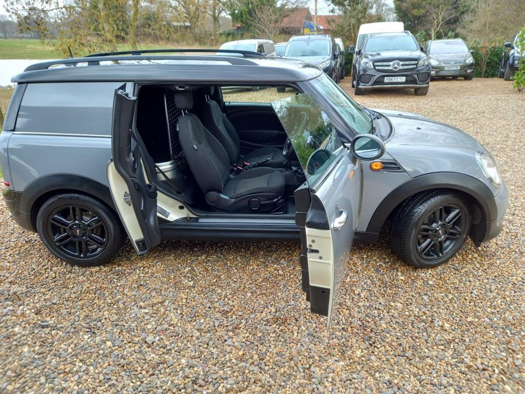 MINI CLUBVAN