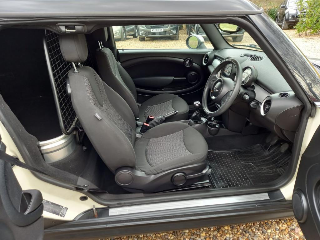 MINI CLUBVAN