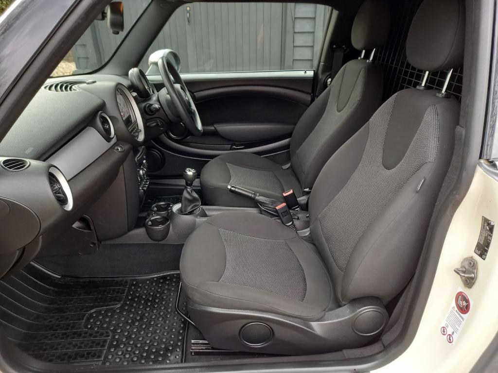 MINI CLUBVAN