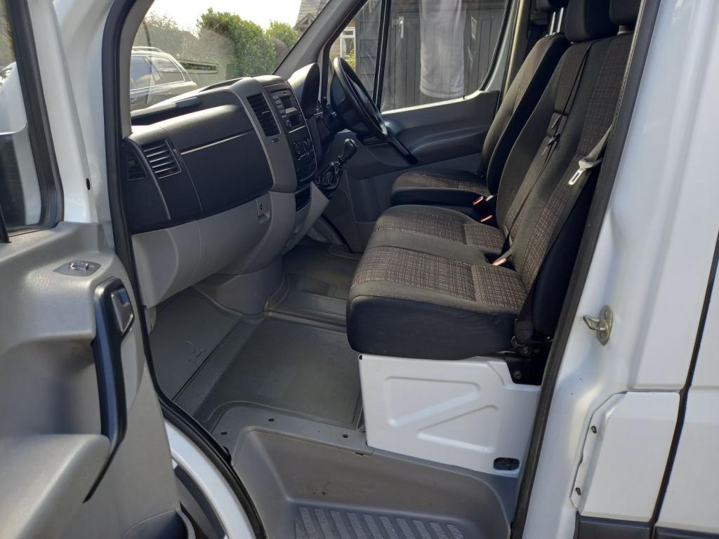 MERCEDES-BENZ SPRINTER