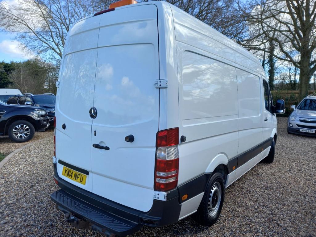 MERCEDES-BENZ SPRINTER