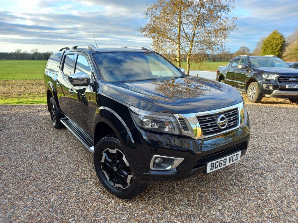 NISSAN NAVARA