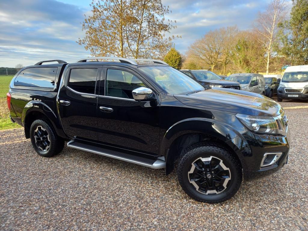 View NISSAN NAVARA DCI TEKNA SHR DCB