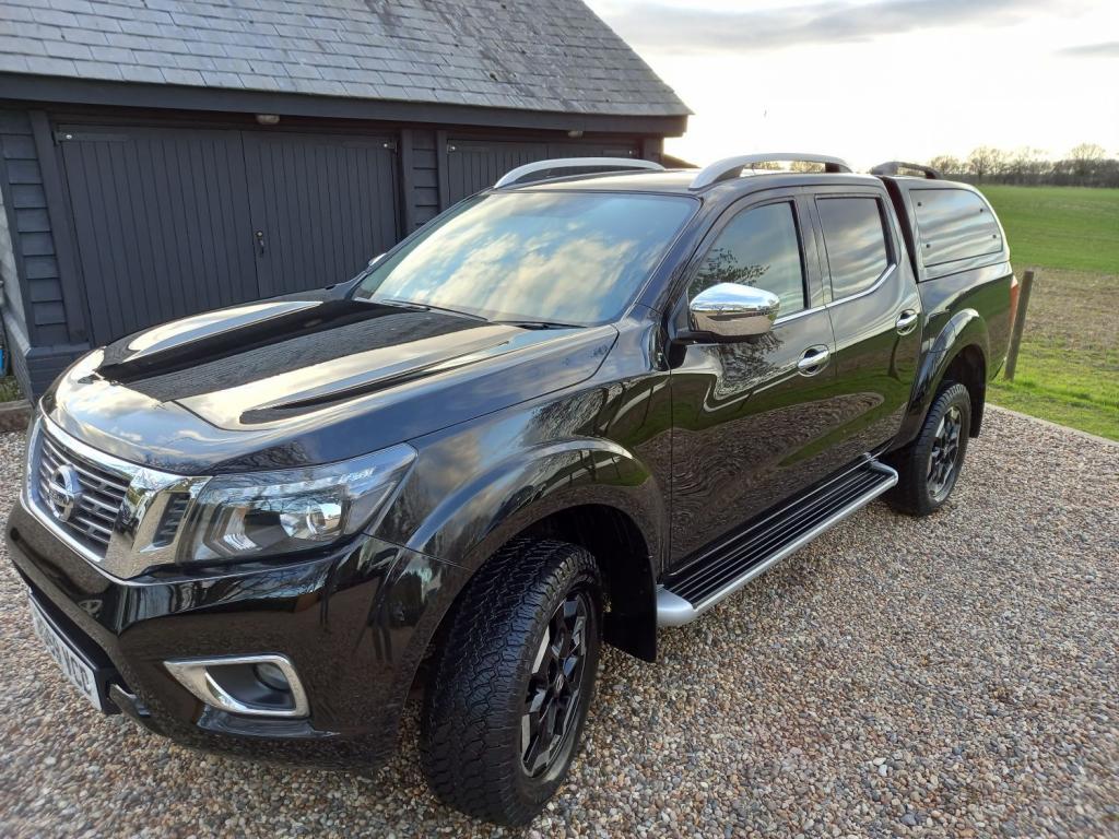 NISSAN NAVARA