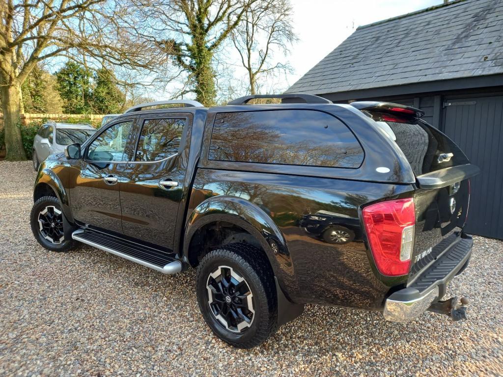 NISSAN NAVARA