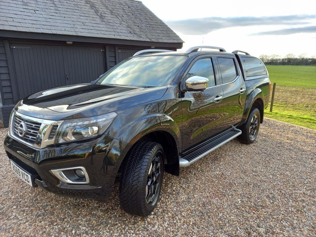 NISSAN NAVARA