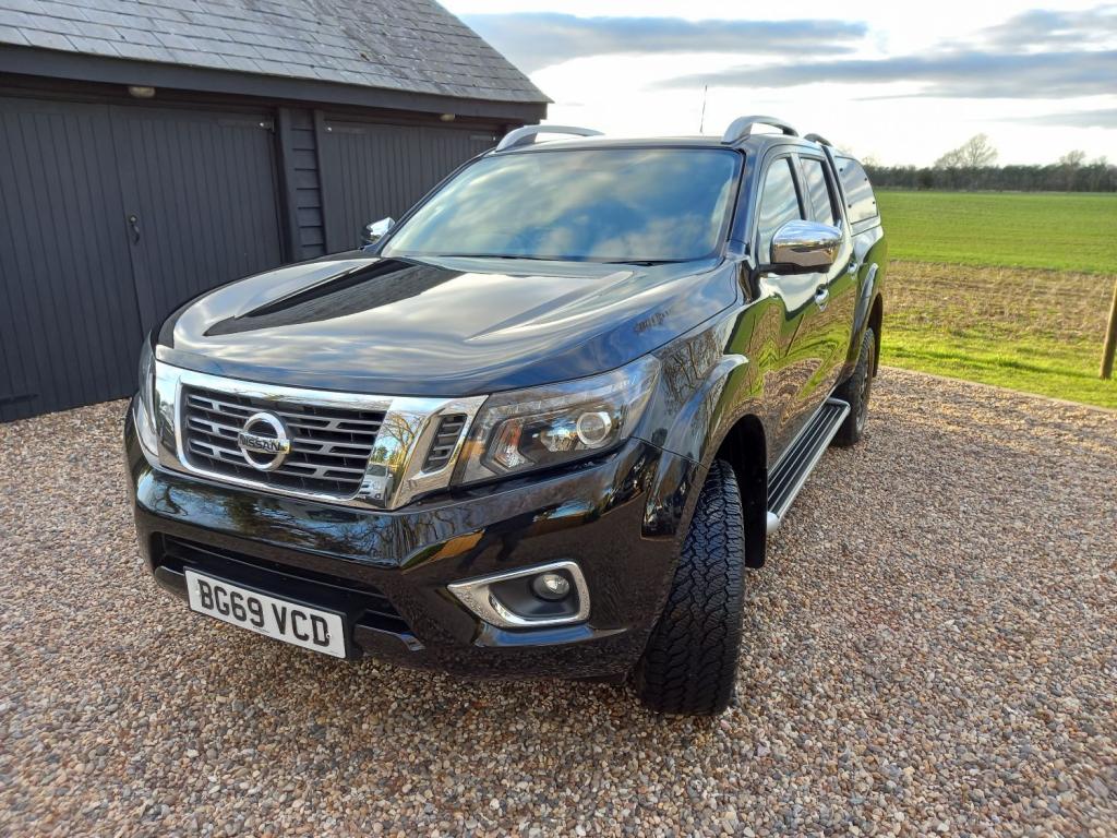 NISSAN NAVARA
