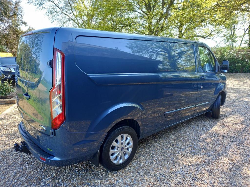 FORD TRANSIT CUSTOM