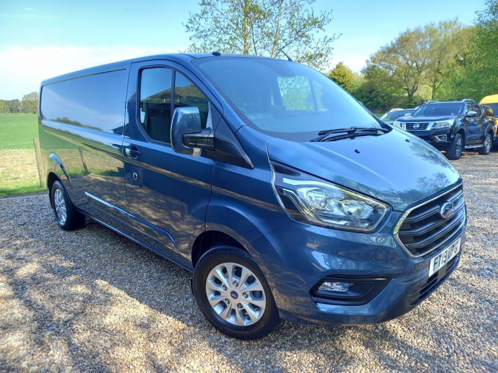 View FORD TRANSIT CUSTOM 300 LIMITED PV L2 H1