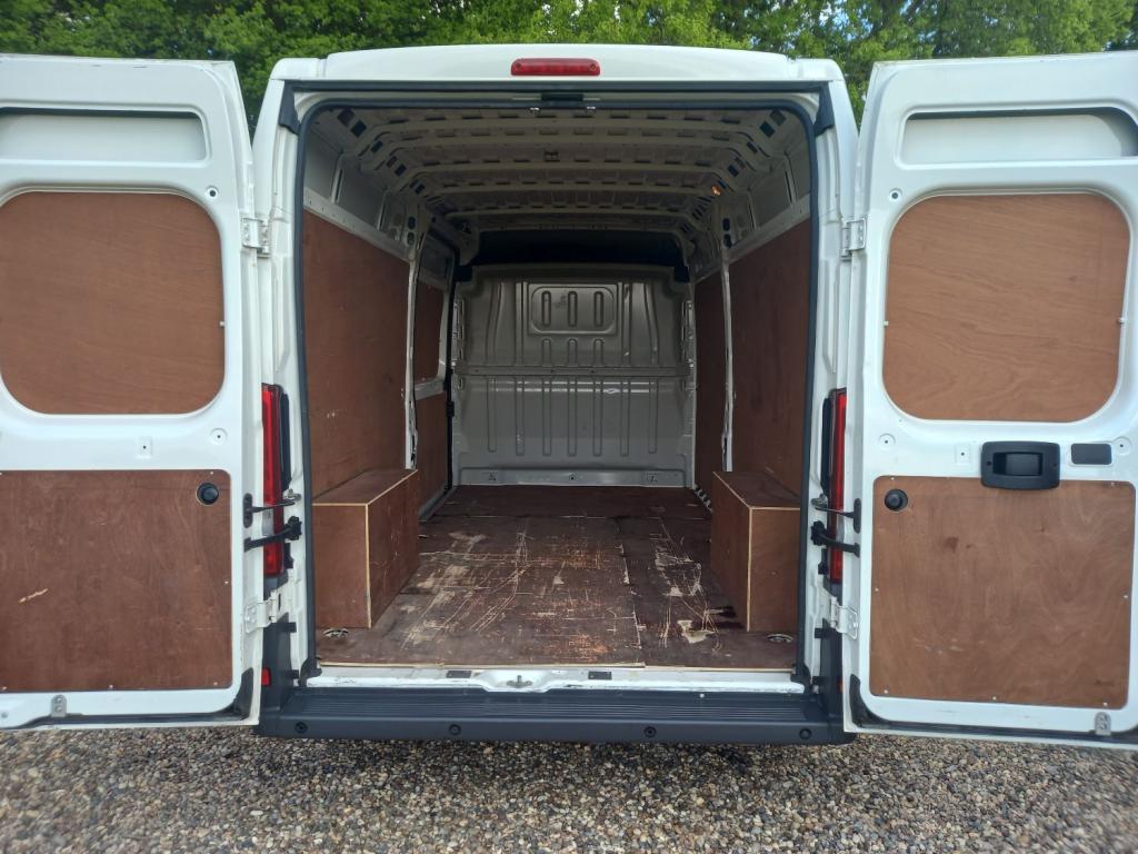 PEUGEOT BOXER