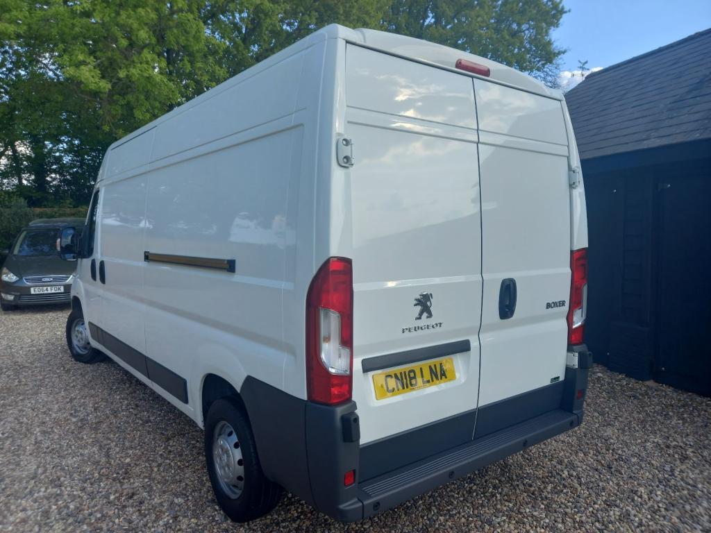 PEUGEOT BOXER