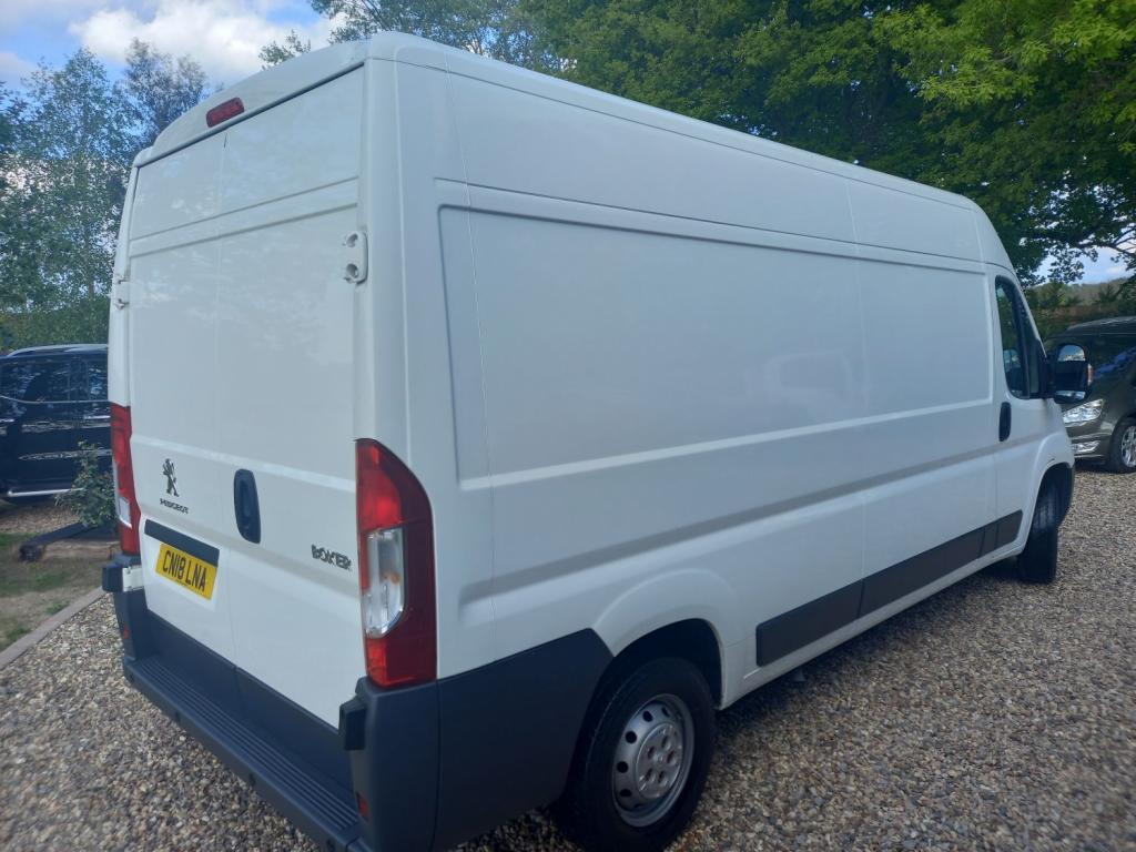 PEUGEOT BOXER