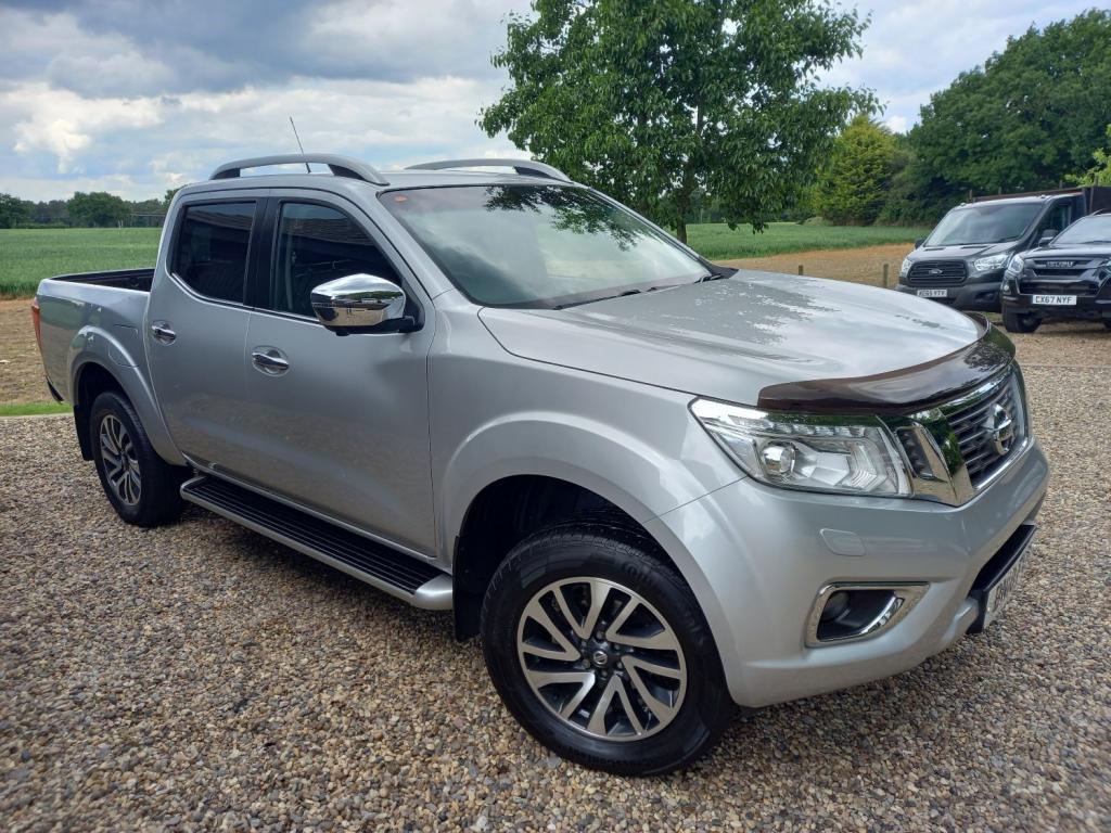 View NISSAN NAVARA DCI TEKNA 4X4 SHR DCB