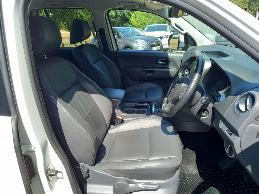 VOLKSWAGEN AMAROK