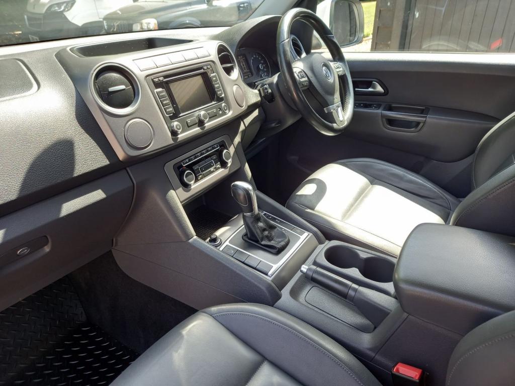 VOLKSWAGEN AMAROK