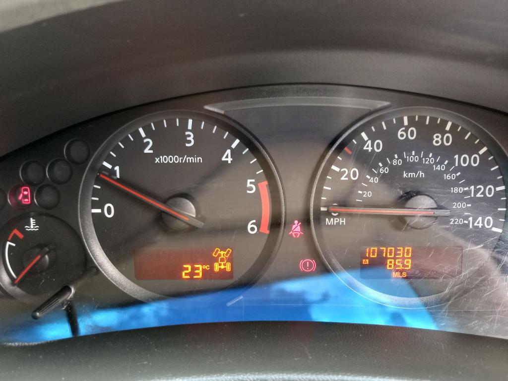 NISSAN NAVARA