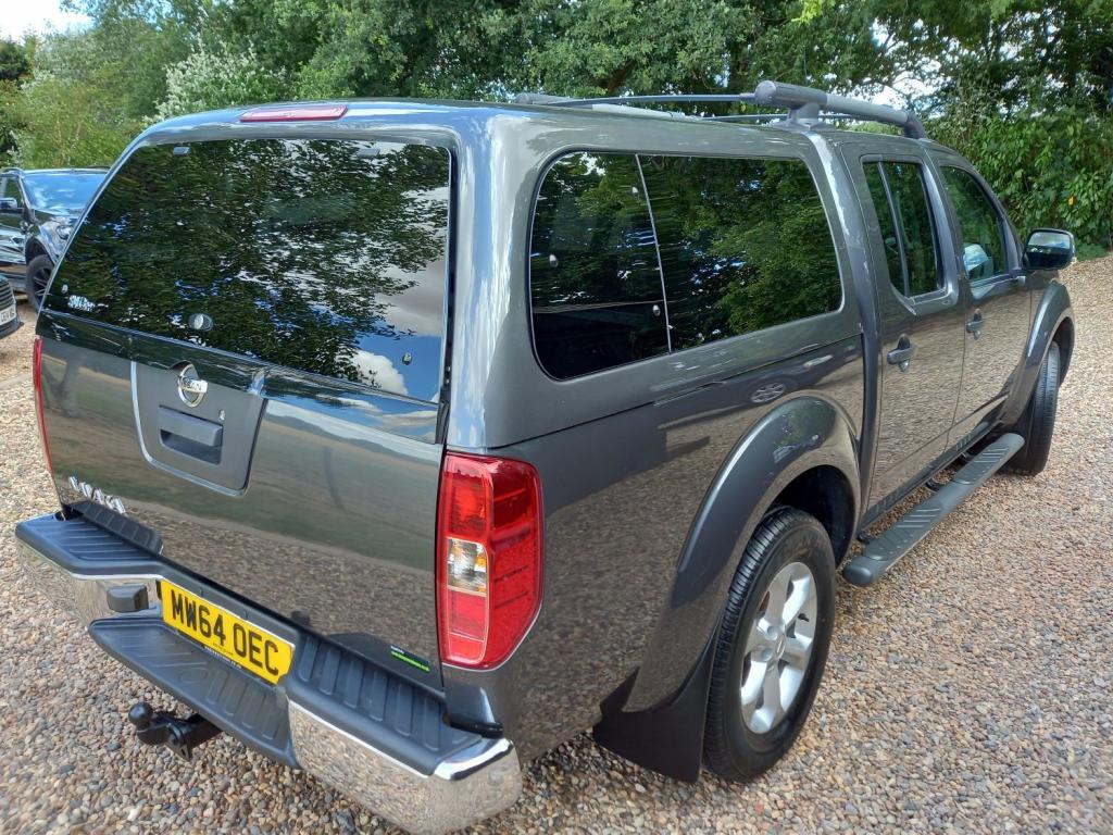 NISSAN NAVARA