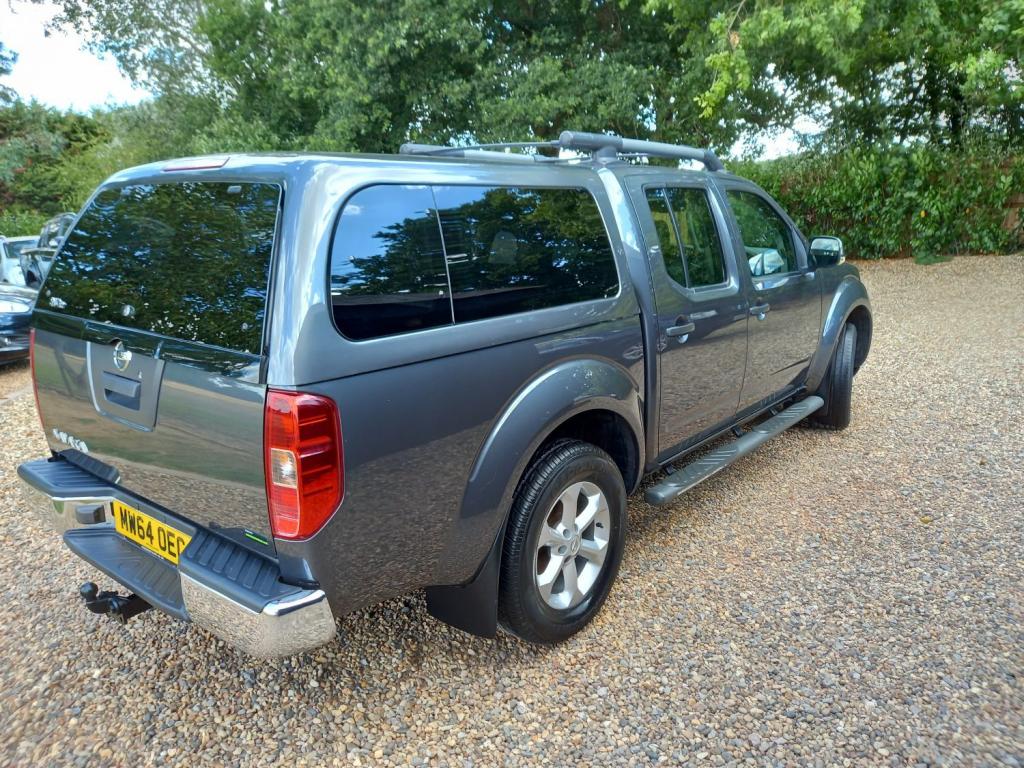 NISSAN NAVARA