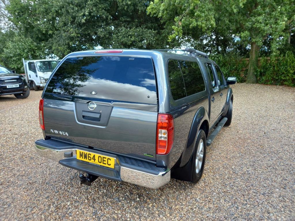 NISSAN NAVARA