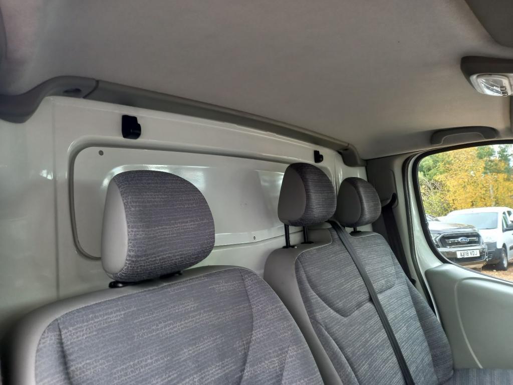 RENAULT TRAFIC
