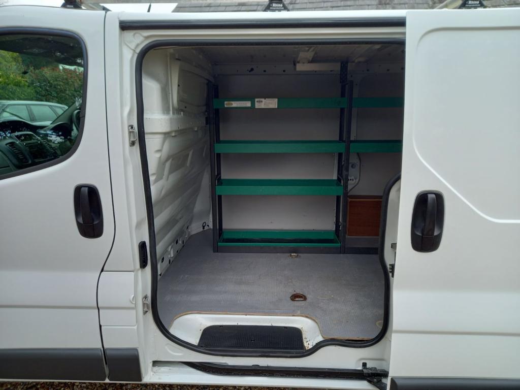 RENAULT TRAFIC