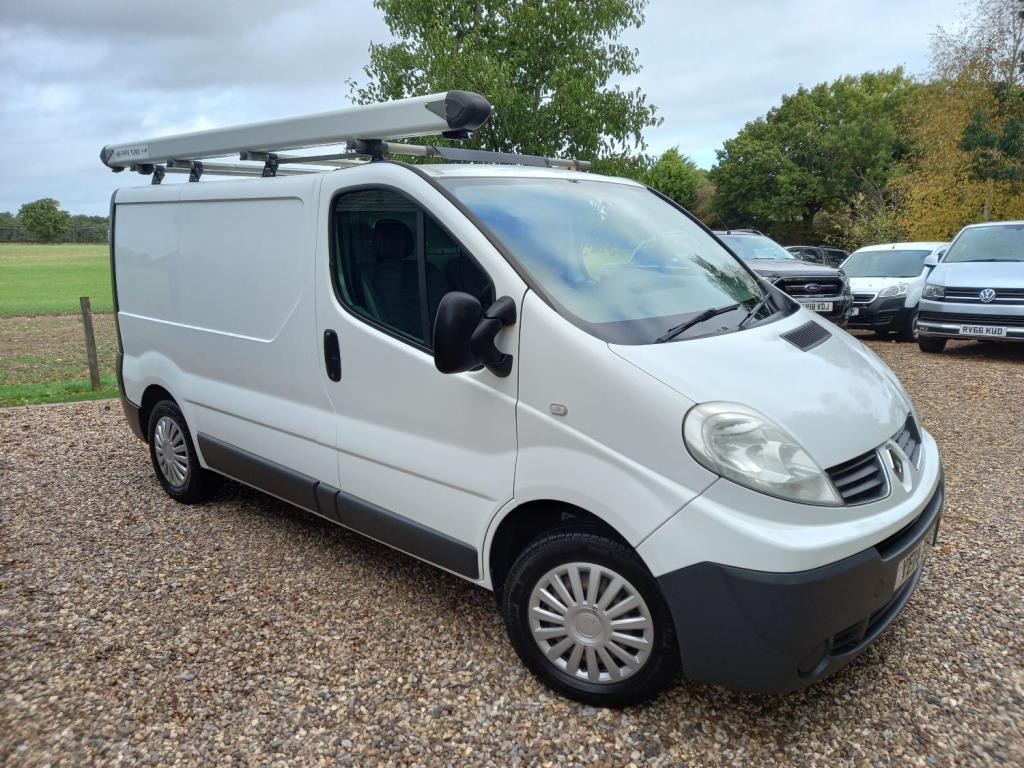View RENAULT TRAFIC SL27 DCI SR PV