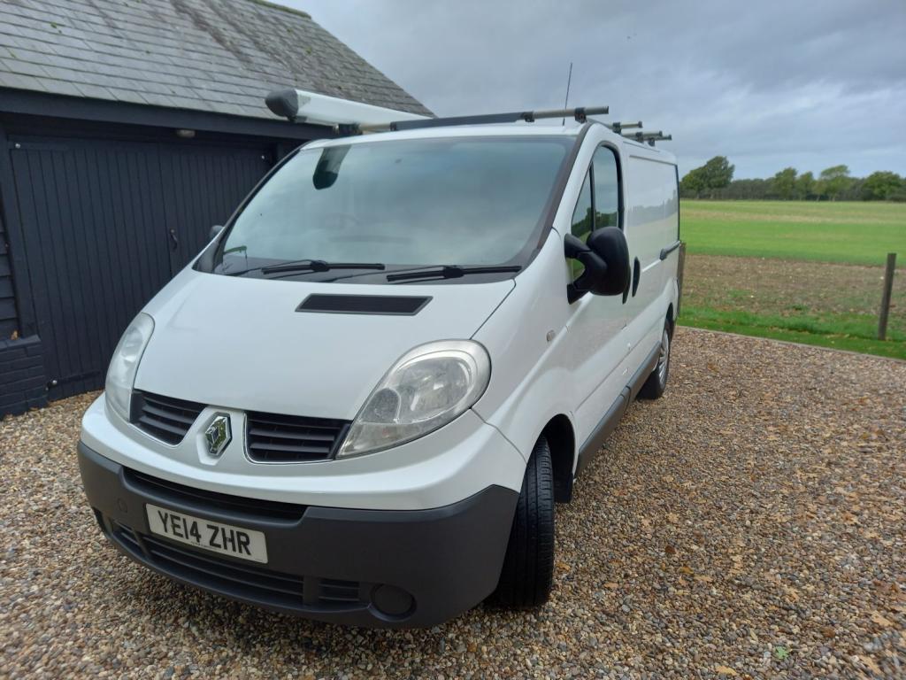 RENAULT TRAFIC