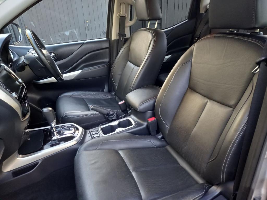 NISSAN NAVARA