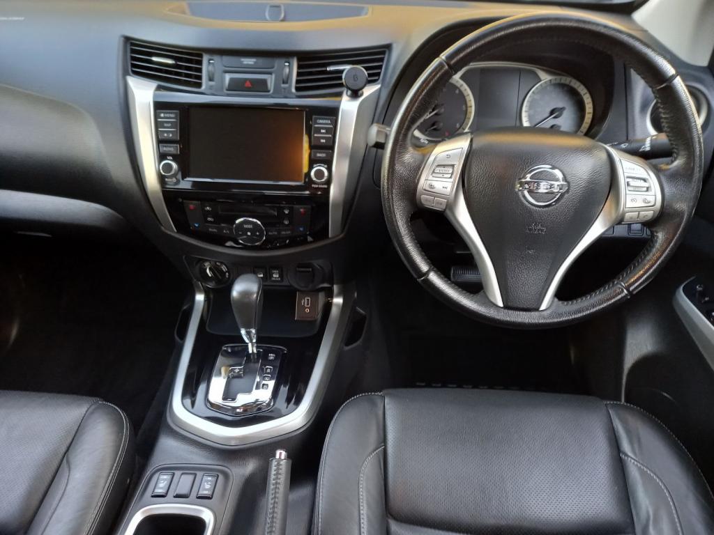 NISSAN NAVARA