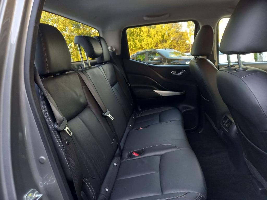 NISSAN NAVARA