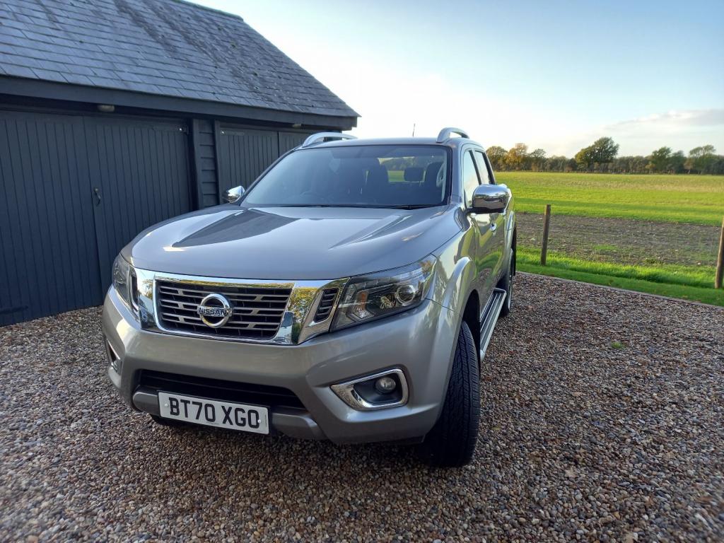 NISSAN NAVARA
