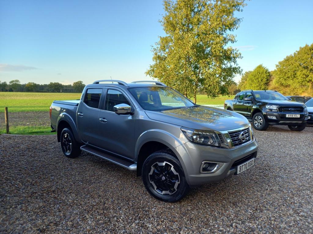 View NISSAN NAVARA DCI TEKNA SHR DCB