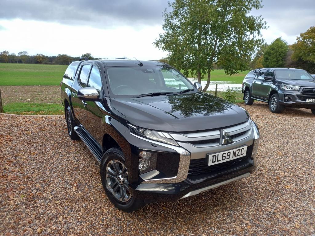 View MITSUBISHI L200 DI-D WARRIOR DCB