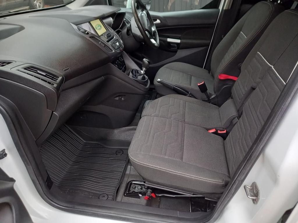 FORD TRANSIT CONNECT