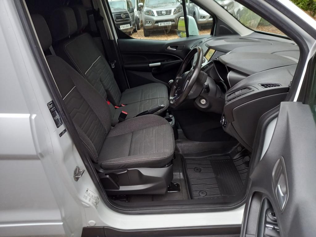 FORD TRANSIT CONNECT