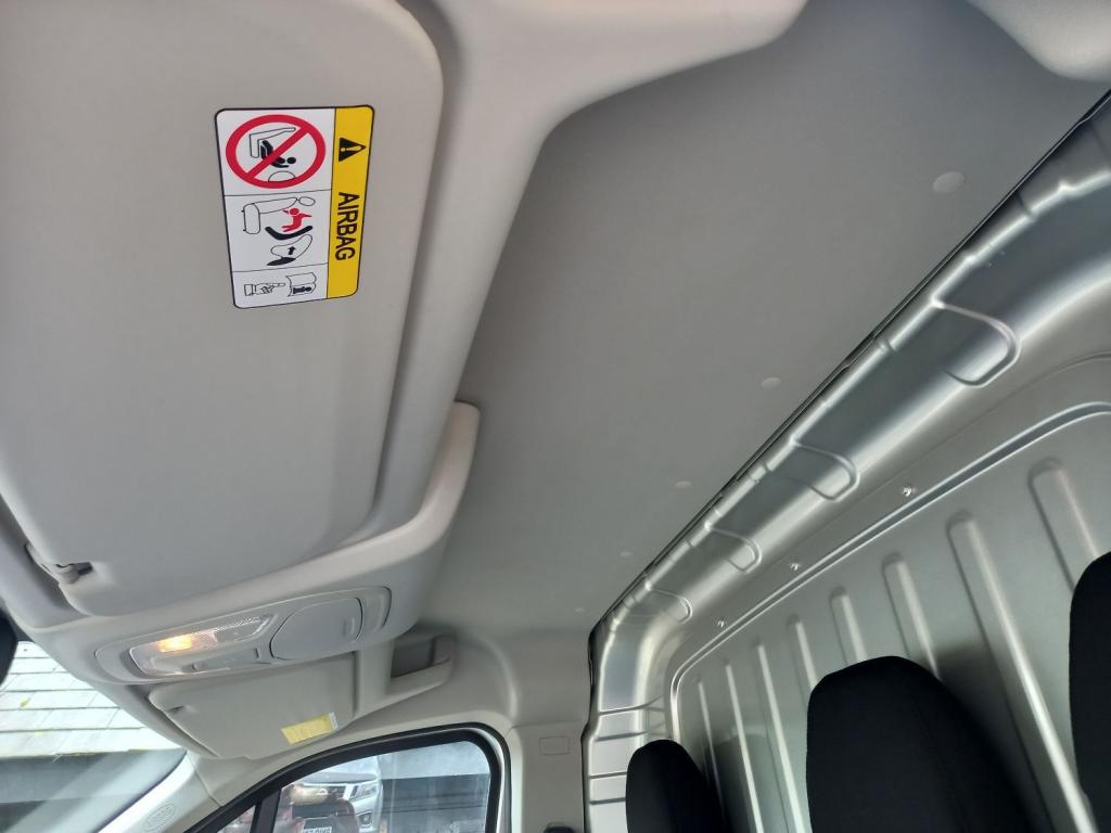 MAXUS DELIVER 9